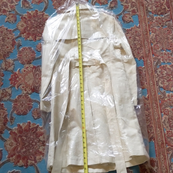 GAP Ladies Trench Coat - Picture 5 of 6